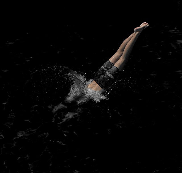 diving